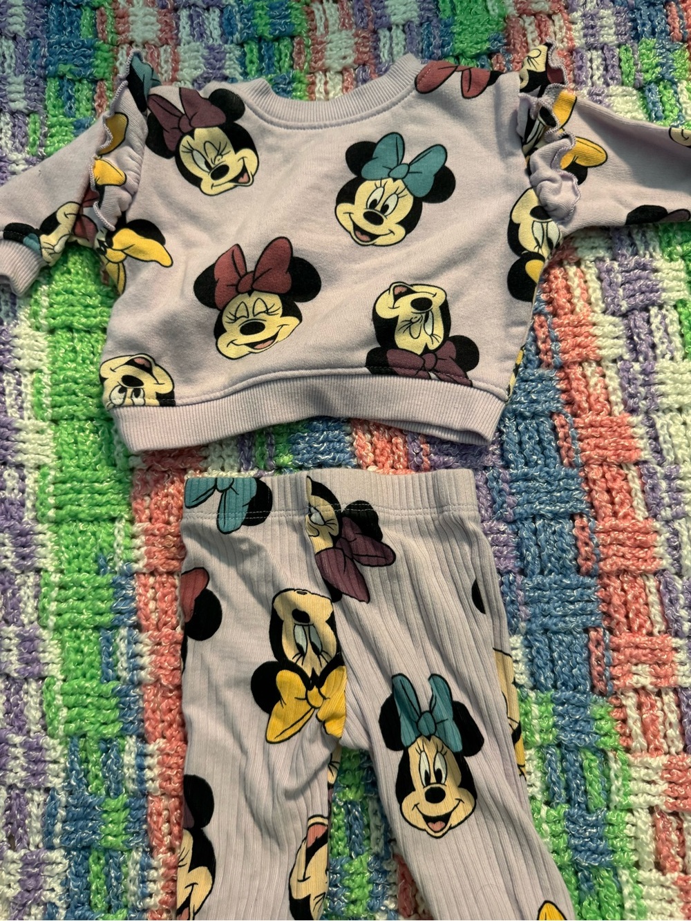 Disney Minnie Mouse Lilac Ruffle Sleeve Pajama Set with Multicolor Bows